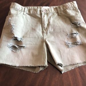 Girl’s olive green jean shorts